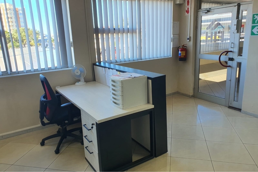 To Let commercial Property for Rent in Newton Park Eastern Cape
